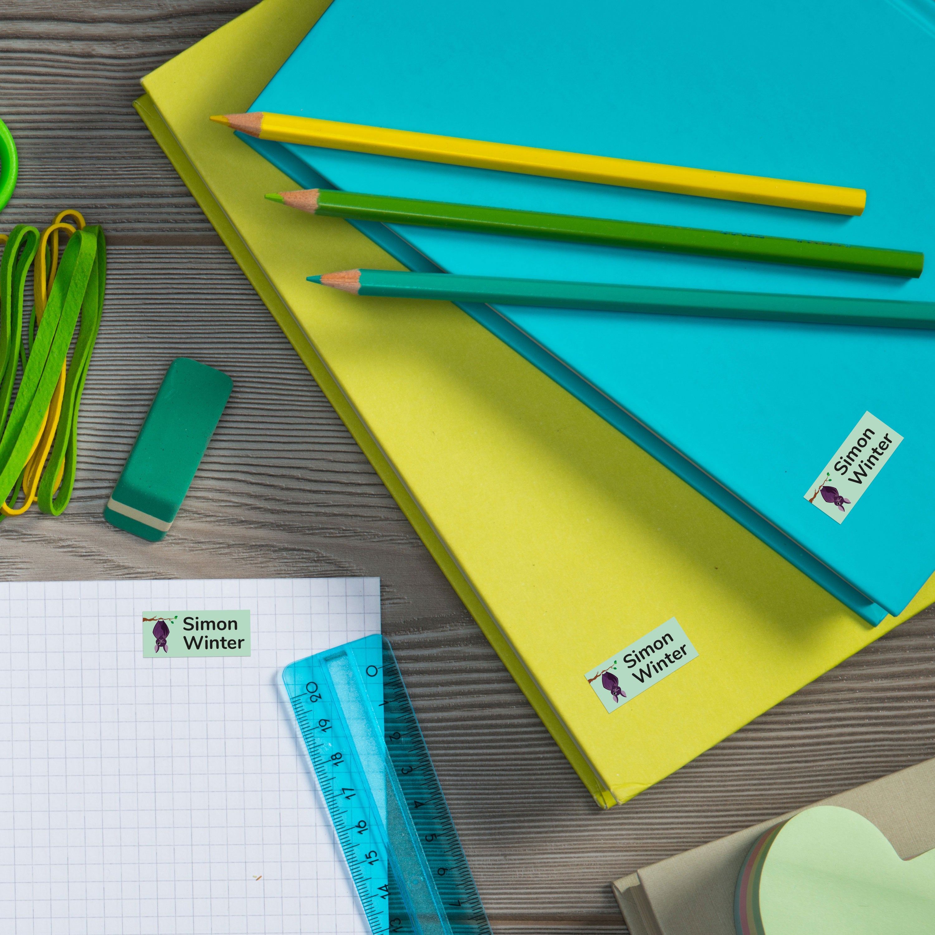 Kleine Namensaufkleber 2-zeilig für Kinder (30 Stück 30x13 mm) - adressaufkleber-fabrik.de