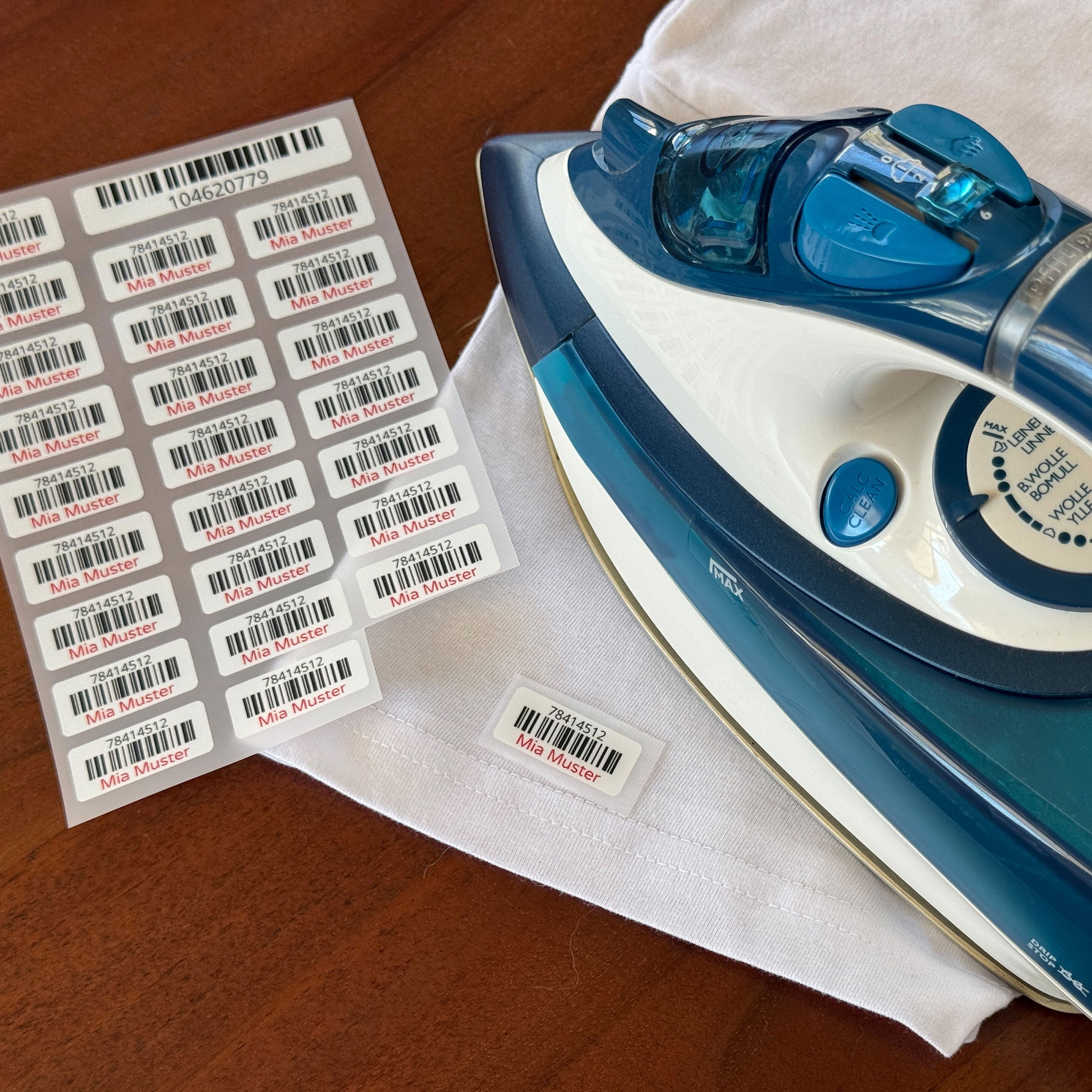 225 Stück Bügeletiketten mit Barcode 30x13 mm - adressaufkleber-fabrik.de