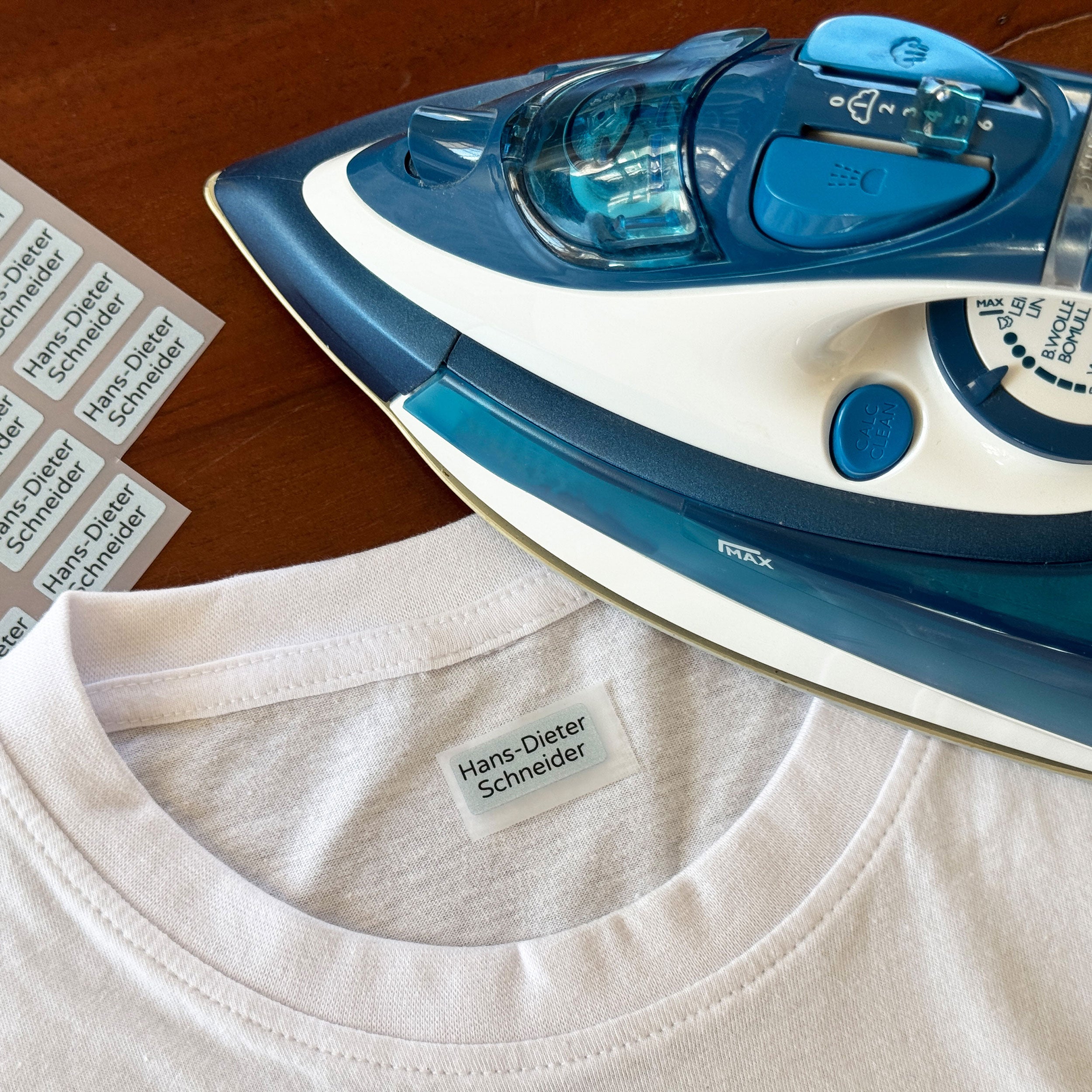 225 Stück Bügeletiketten für Senioren im Altenheim / Pflegeheim / 30x13 mm - adressaufkleber-fabrik.de