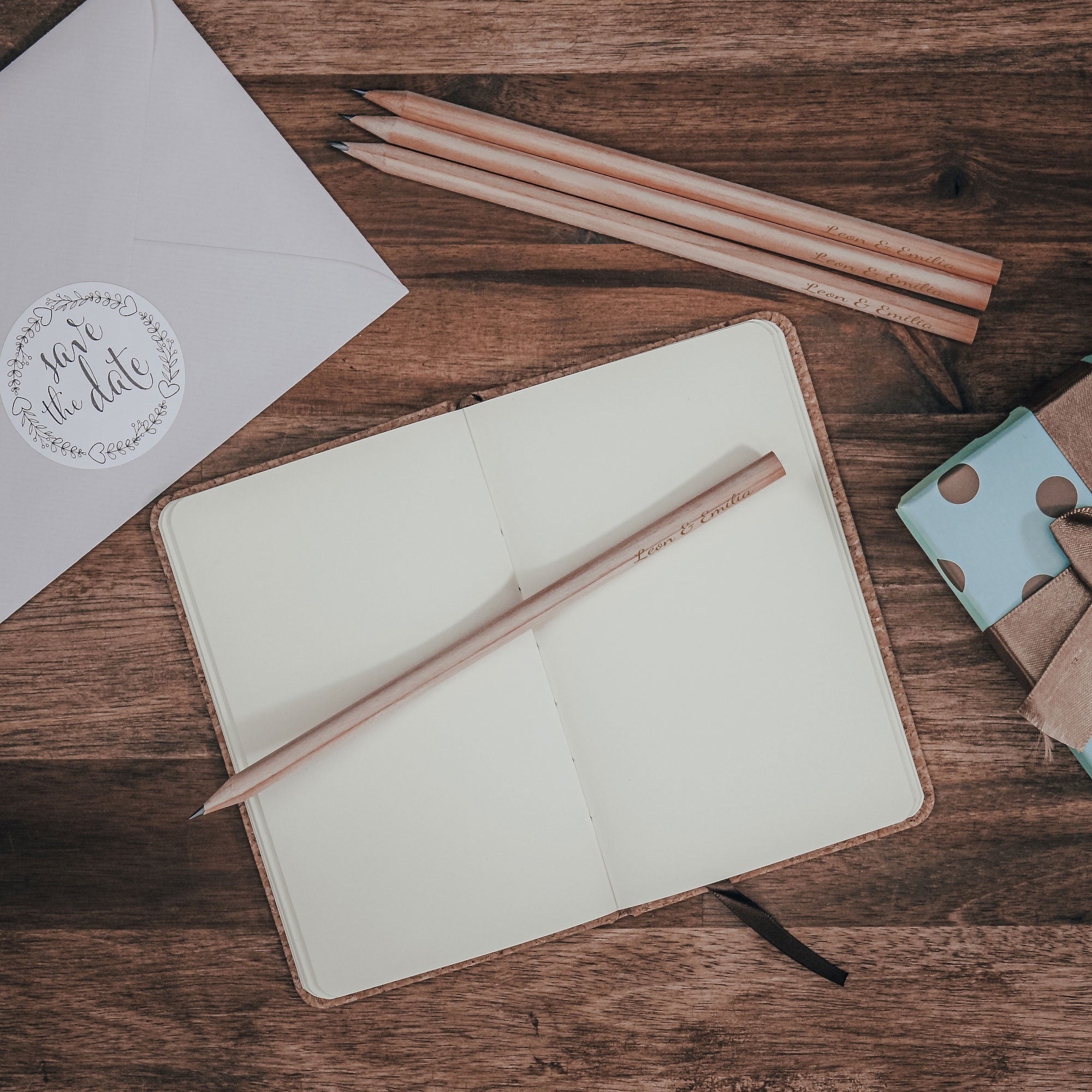 Lasergravierte Dreikant-Bleistifte (25 Stück)